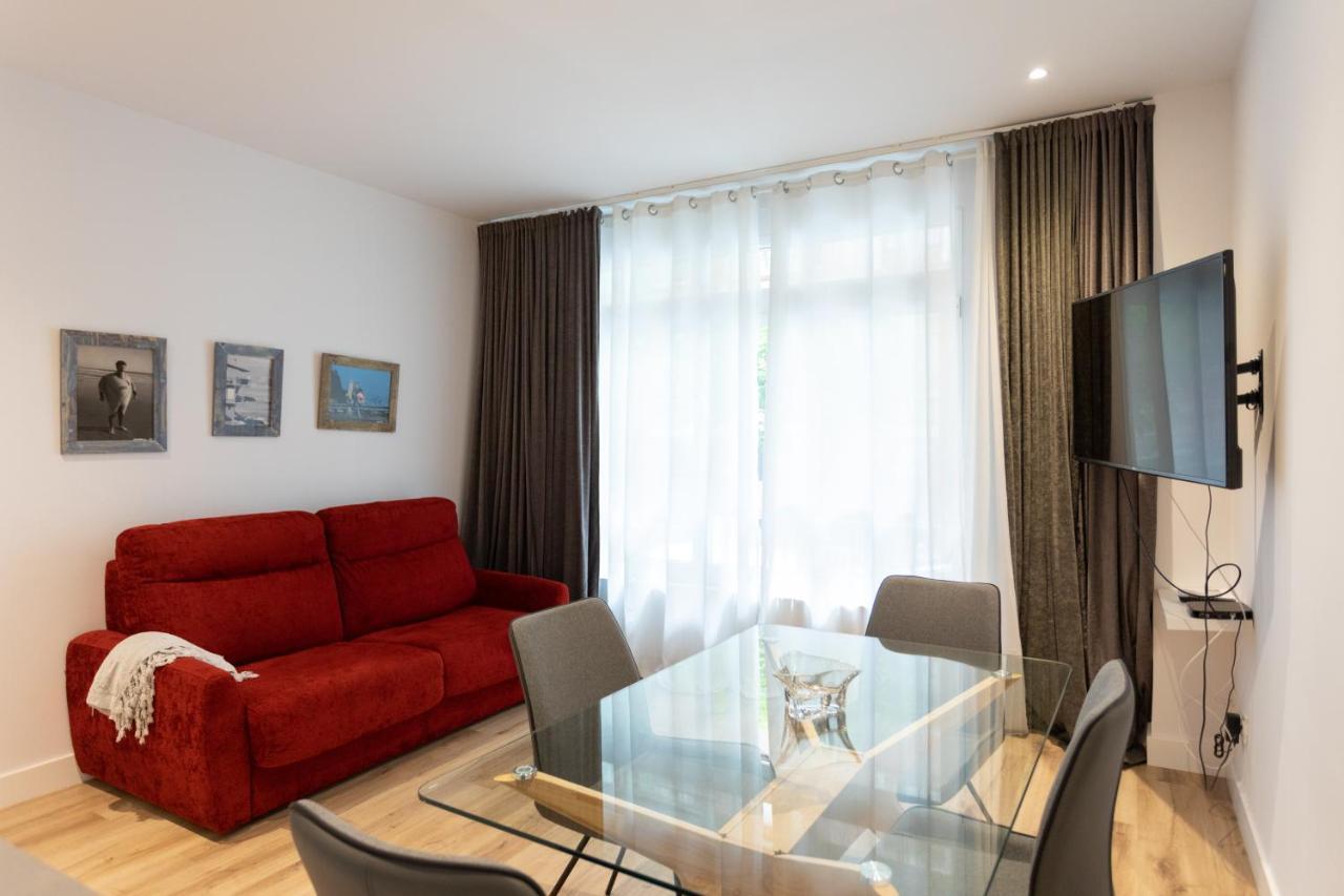 Apartamentos Arriet Більбао Екстер'єр фото